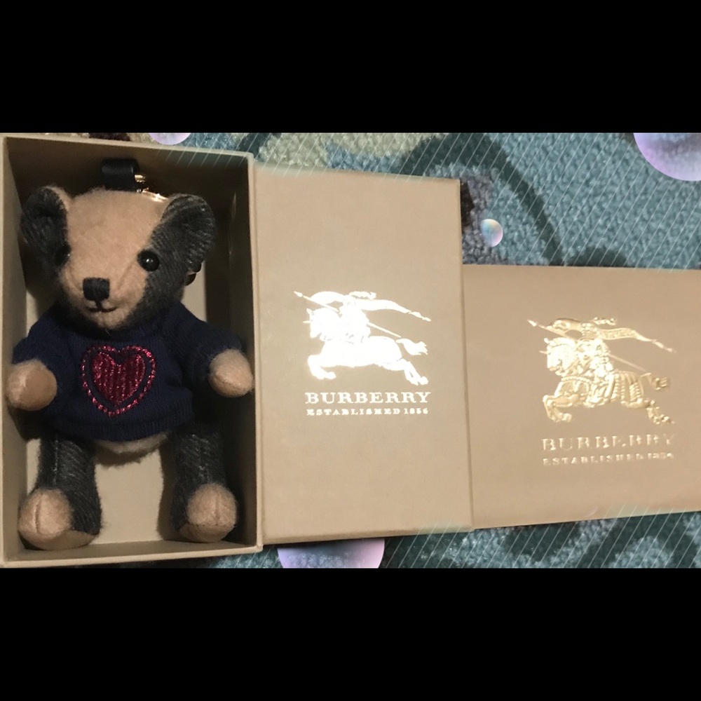Burberry bear key chain